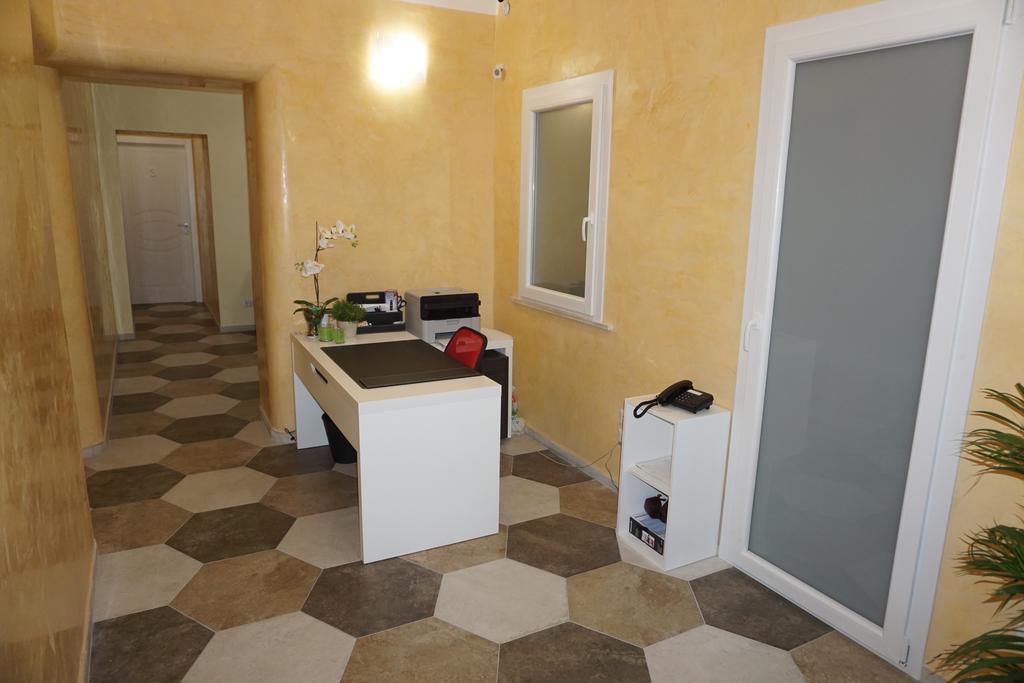 Residence Stendhal Guest House Civitavecchia Exterior photo
